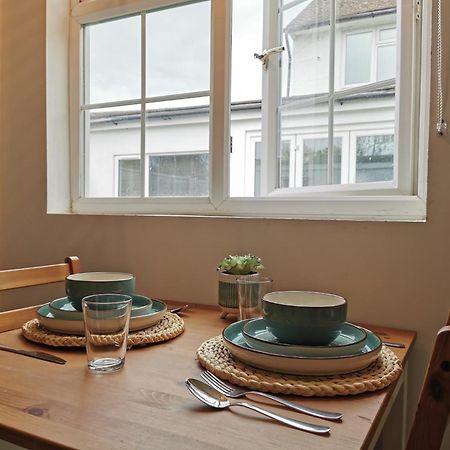 Cosy Studio In Havant! Near A3 And Staunton Country Park Buitenkant foto